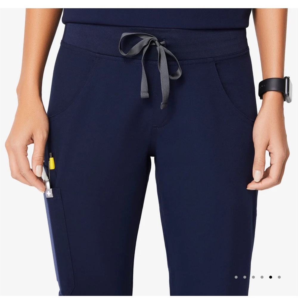 Figs Kade Cargo Pant